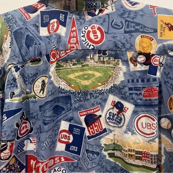 Reyn Spooner Blue Casual Button Down Shirt with Sports Print Chicago Cubs - Picture 5 of 6